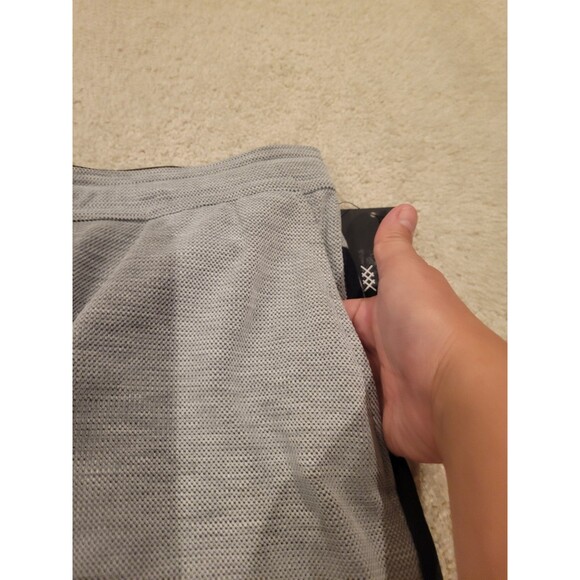 NWT Rhone Prime Pique Shorts Mens XXL 5.5" Inseam Heather Gray Anti odor Gym - Picture 3 of 9